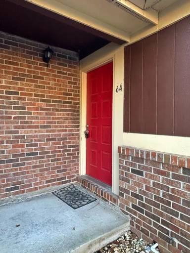 Main picture of 64 Country Place Ct