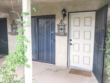 Main picture of 2453 W Acacia Ave
