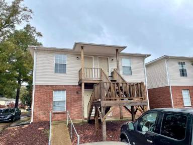Main picture of 579 Dexter Dr
