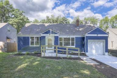 Main picture of 7316 Flora Ave