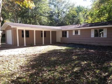 Main picture of 2998 Kentwood Dr