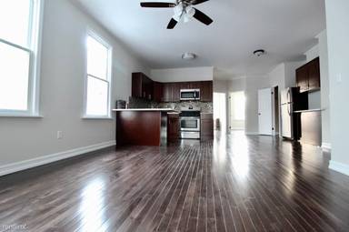 Main picture of 7137 66th St