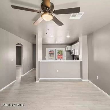 Main picture of 641 N Espina St