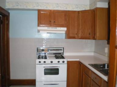 Main picture of 806 3rd Ave