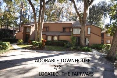 Main picture of 6 Broadmore Cir
