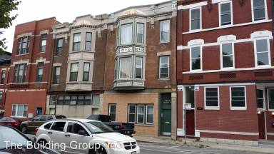 Main picture of 1753 W Augusta Blvd