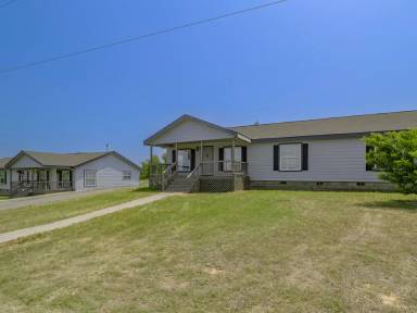Main picture of 3462 W Highway 199