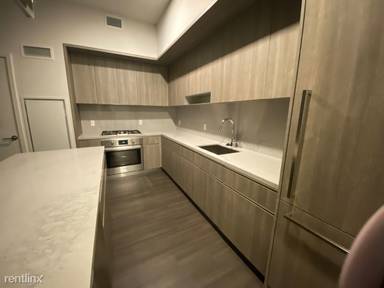 Main picture of 601 S Clark St