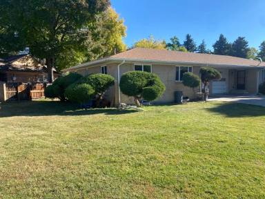 Main picture of 1840 Independence St