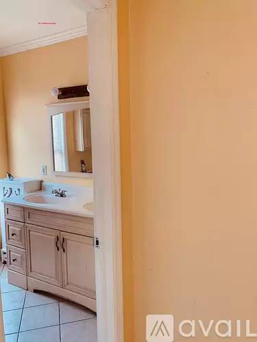 Main picture of 1143 Louisa St