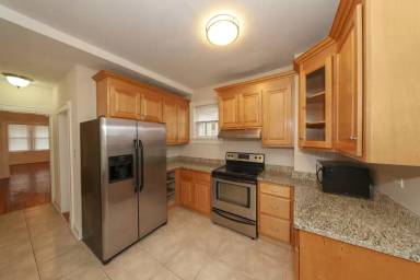 Main picture of 273 Hatton St