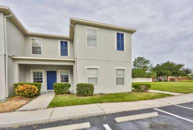 Main picture of 12966 Kings Crossing Dr