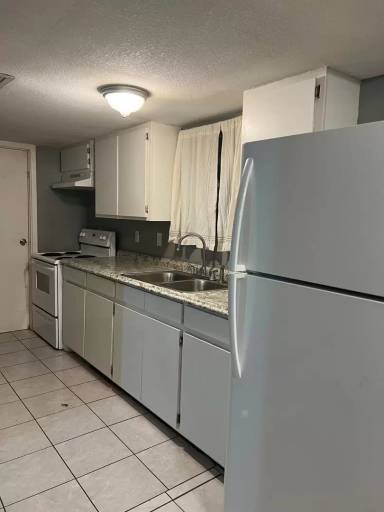 Main picture of 2616 Gull Ave