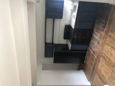 Main picture of 253 Powell Ave