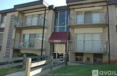 Main picture of 5205 Newton St