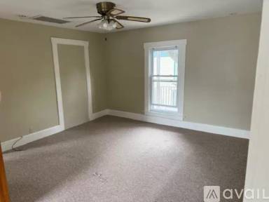 Main picture of 44 Jefferson St