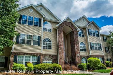 Main picture of 624 Ivy Glen Dr