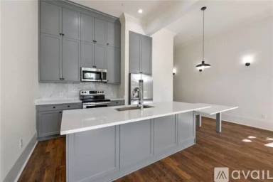 Main picture of 3909 Baronne St
