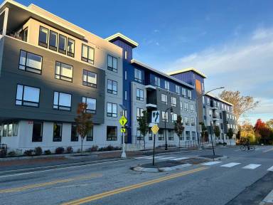 Main picture of 218 Washington Ave