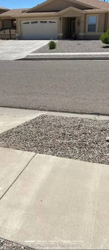 Main picture of 4995 Kokopelli Dr NE