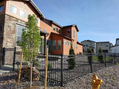 Main picture of 2650 S Orchard St