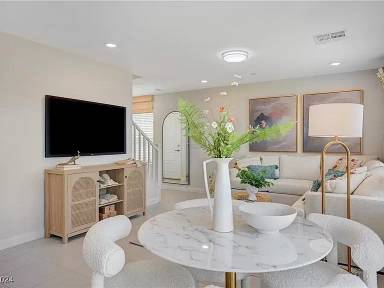 Main picture of 909 Cadence View Way