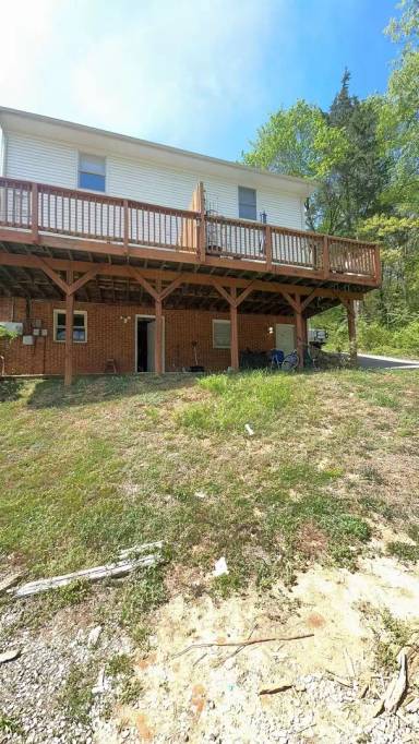 Main picture of 3484 Yellow Mountain Rd SE