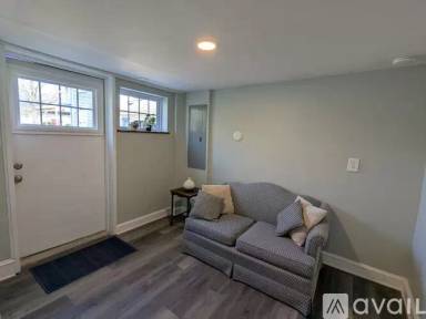 Main picture of 12208 Richmond St