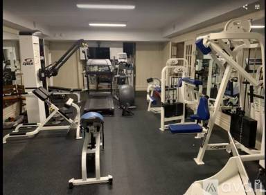 Main picture of 555 W 252nd St