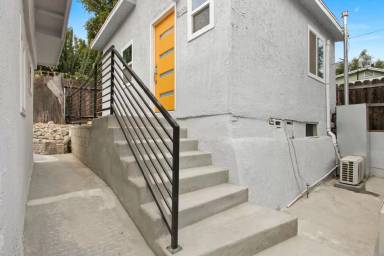 Main picture of 2641 Riverside Ter