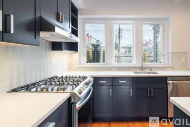 Main picture of 1931 1st St NE