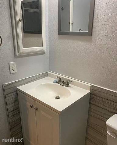 Main picture of 2237 S Monterey Pl