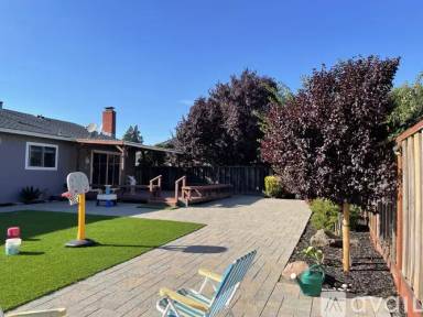 Main picture of 9758 Broadmoor Dr