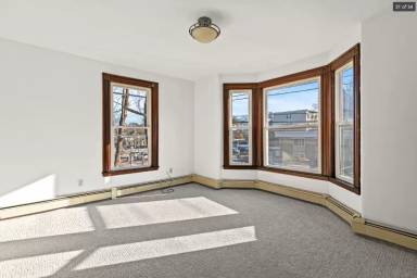 Main picture of 183 Park Ave