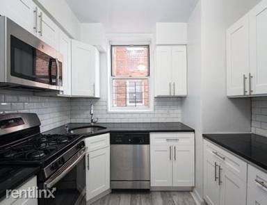 Main picture of 22410 Jamaica Ave