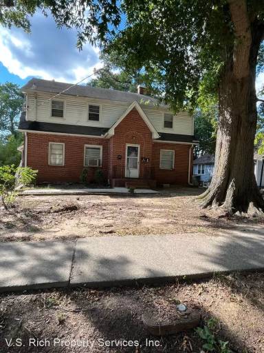 Main picture of 2928 Chapel Hill Rd