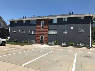 Main picture of 3130 Chicago St