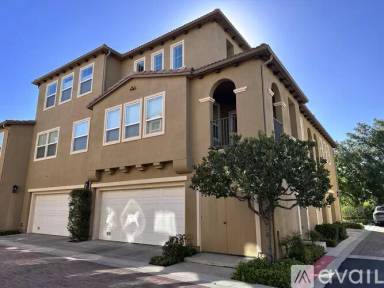 Main picture of 27020 Fairway Ln