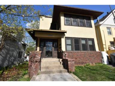 Main picture of 3749 11th Ave S