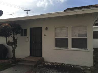 Main picture of 2165 Grand Ave