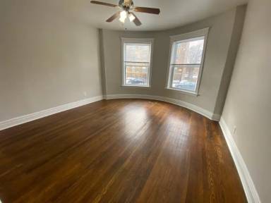 Main picture of 4013 S Calumet Ave