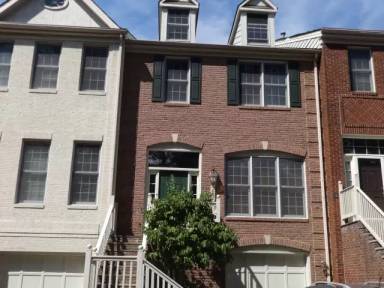 Main picture of 245 Blaze Climber Way