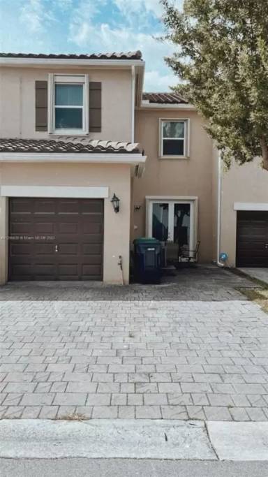 Main picture of 9235 SW 170th Pl