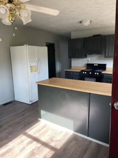 Main picture of 819 Otter Creek Rd