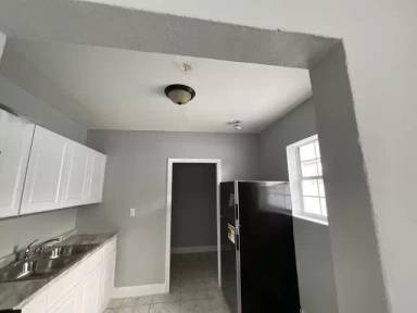 Main picture of 3710 SW 87th Ct