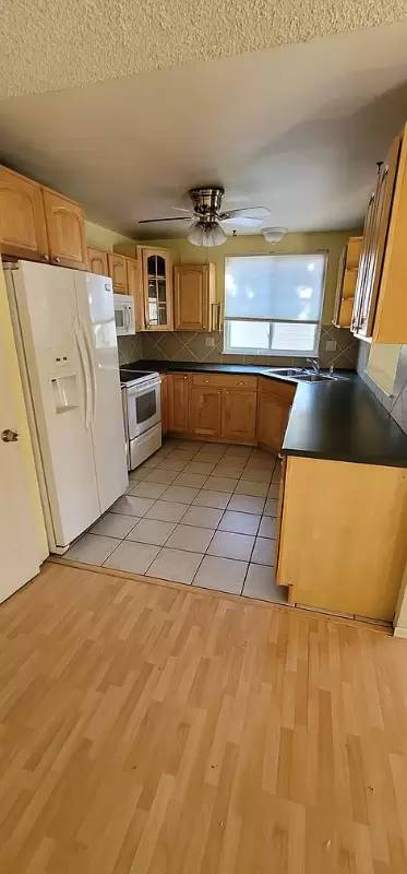 Main picture of 15441 Stanford Ln