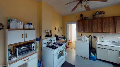 Main picture of 17 Breed St