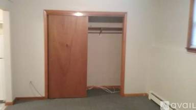 Main picture of 83 Pleasant St