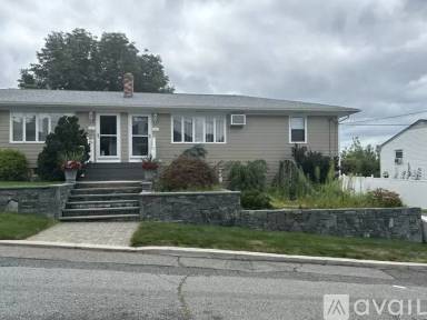 Main picture of 178 Bracken St
