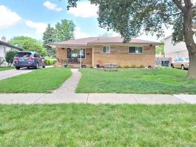 Main picture of 24555 Southfield Rd